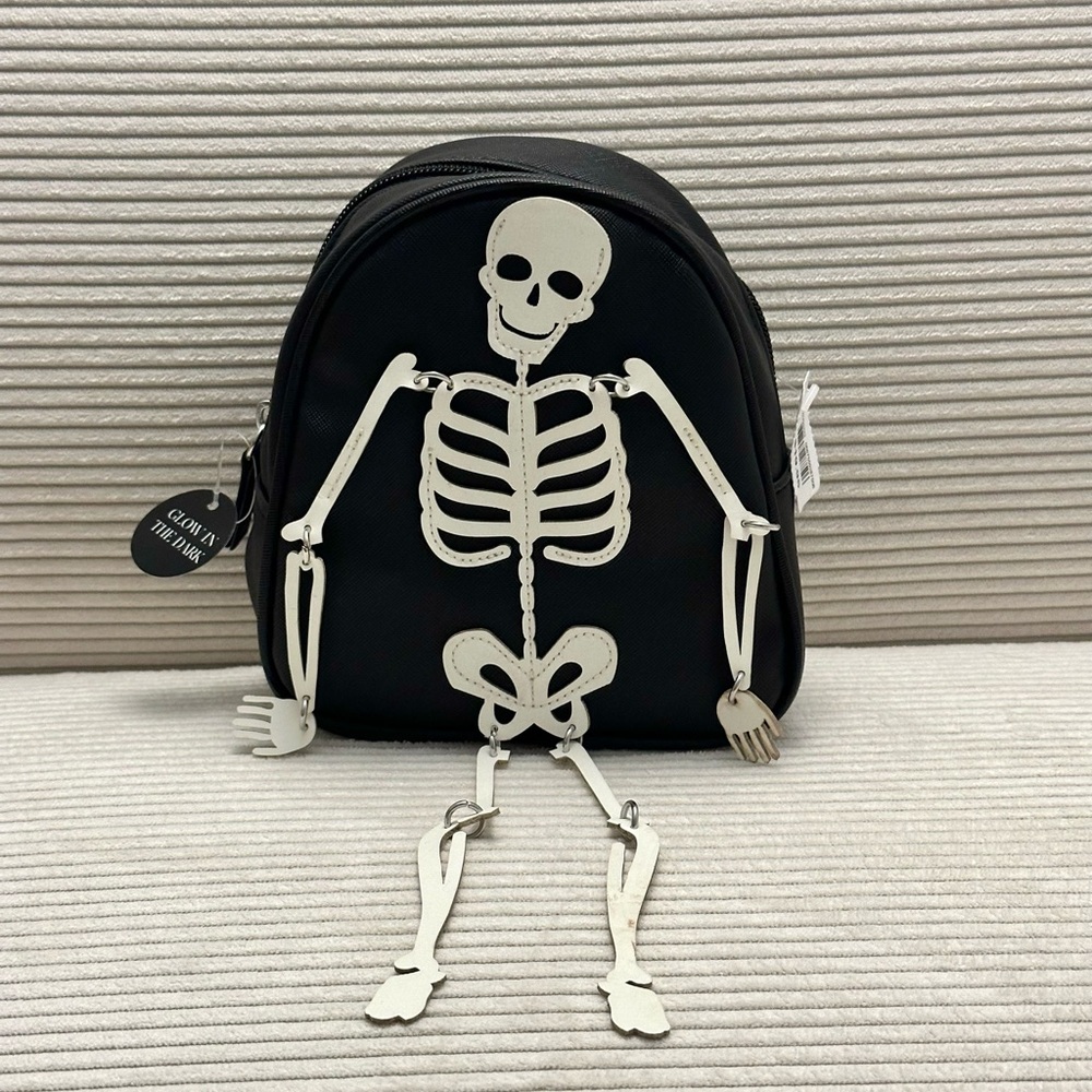 Bath & Body Works Halloween Skeleton Mini Backpack Makeup Bag (Sold Out)